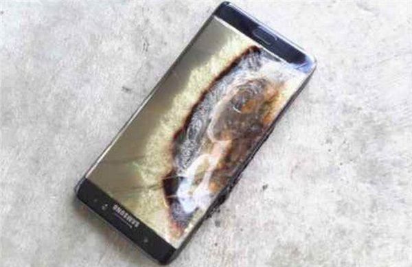 手机爆炸