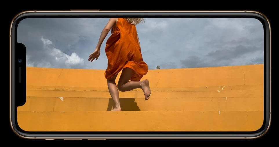 新款iPhone XS Max和三星Note 9屏幕谁更受一筹：苹果手机和安卓手机之间的较量？