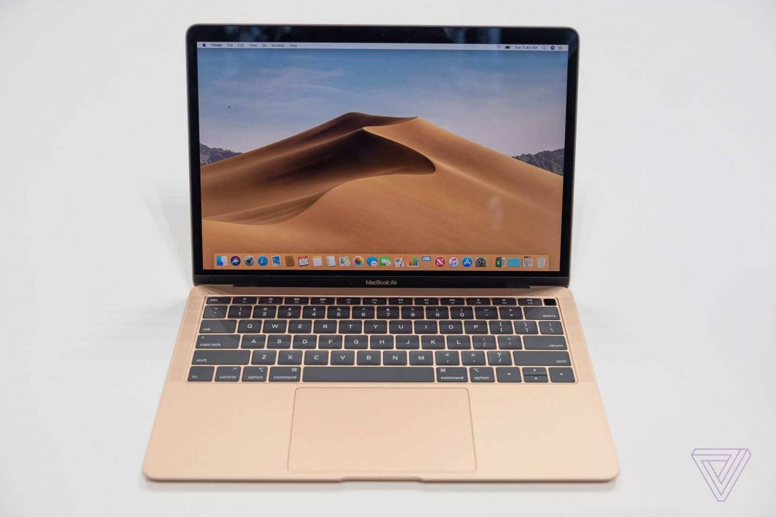 MacBook Air品质一流：加入T2芯片、超短键盘、高分辨率