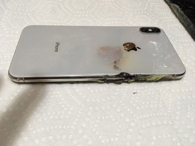 苹果手机：首台iPhone XS Max竟然自燃